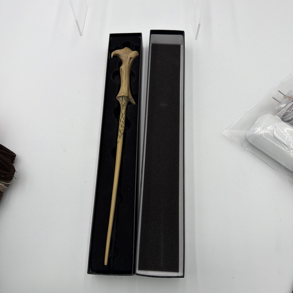 Universal Studios Wizarding World of Harry Potter Lord Voldemort Wand With Box‎